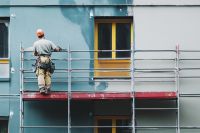 Foto: Baugerüst an Hauswand